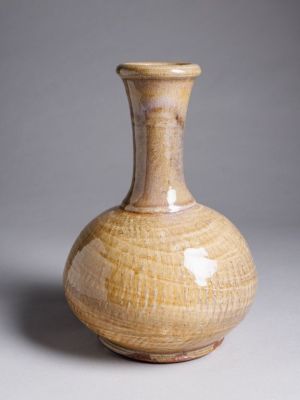 Medium vase