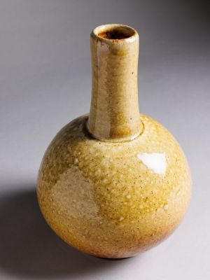 Medium vase