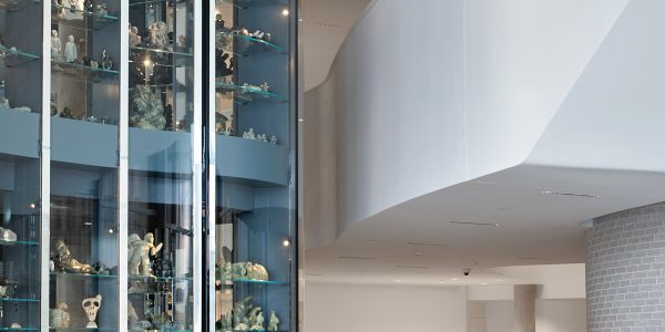 qaumajuq-art-museum-entrance-hall